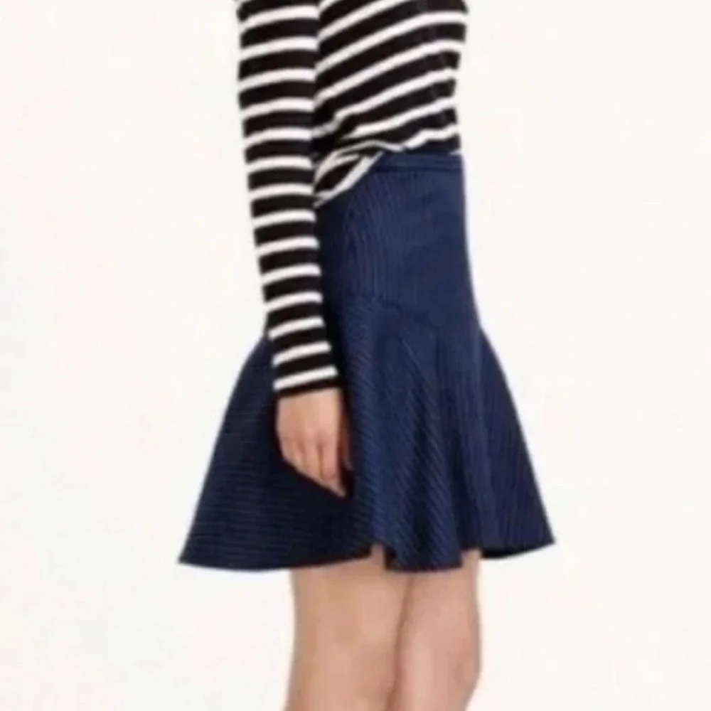 J. Crew Navy Pin Striped A-Line Flounce Skirt NWOT Size 6
